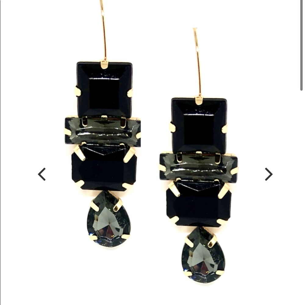 NWT! Accessory Concierge Deco Gem Drop Earrings